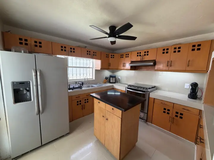 Casa en venta  de 5 habitaciones con alberca en zona céntrica de Cancún — foto 8