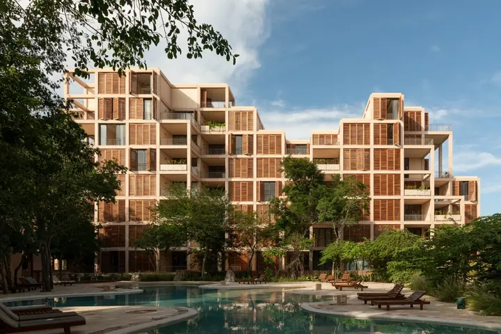 departamento en venta en playa del Carmen en the Village corasol con vista al campo de golf — foto 2