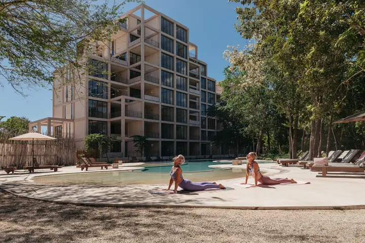 departamento en venta en playa del Carmen en the Village corasol con vista al campo de golf — foto 17
