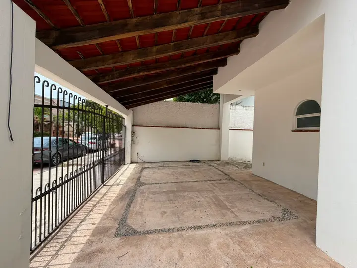 Oportunidad de inversión | Casa con gran potencial de remodelación en Cancún — foto 2
