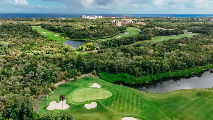 Terreno en Venta en Playa del Carmen en La Escondida Corasol Vista al Campo de Golf — foto 2