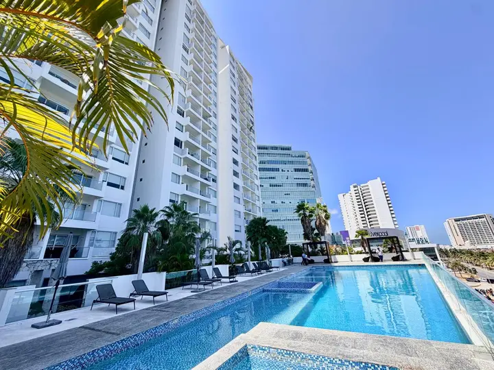 departamento n renta en Cancun en malecón americas amueblado vista a la laguna — foto 23