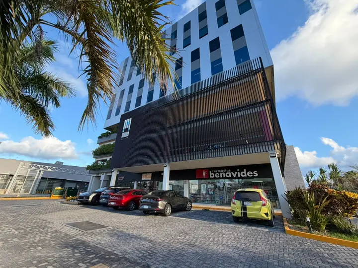 Oficina en Venta en Cancun en Summa Center Cumbres Equipada — foto 19