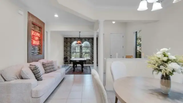 Casa en venta en Kissimmee Florida en The Oaks Golf club vista al lago — foto 6