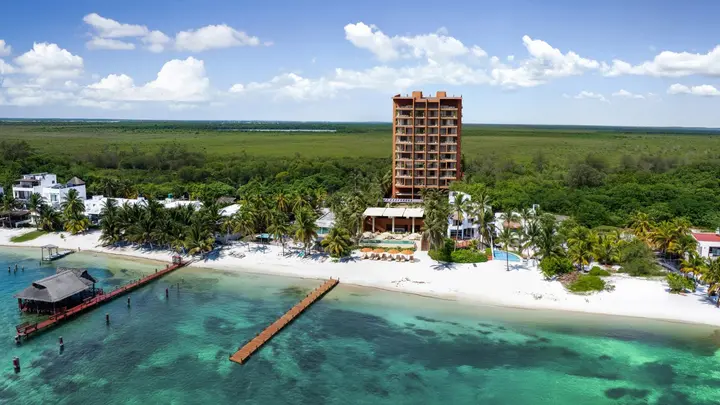 Departamento en Preventa en Costa Mujeres en Mistral Modelo Coral Frente al Mar — foto 3